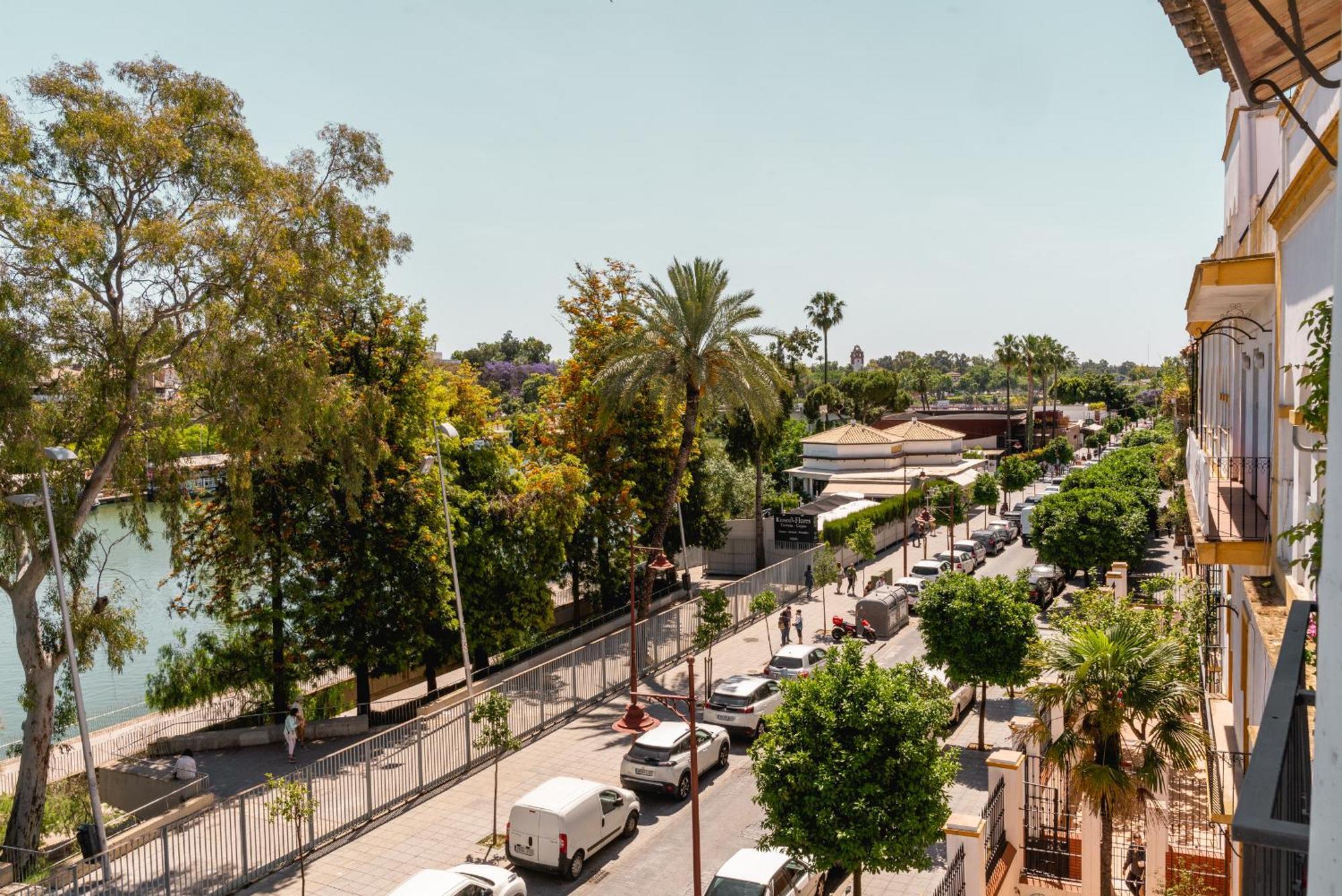 Betis River View Севиля Екстериор снимка